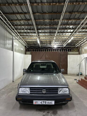 Volkswagen: Volkswagen Jetta: 1988 г., 1.8 л, Механика, Бензин, Седан — 1