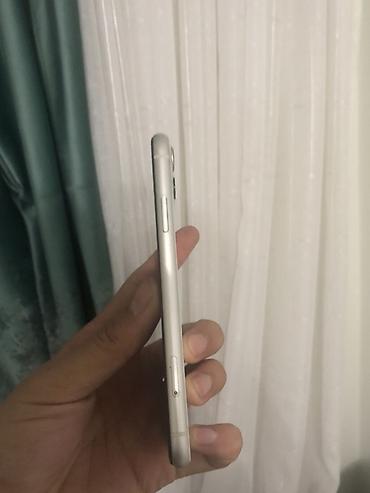 Apple iPhone: IPhone 11, 128 ГБ, Белый, Наушники, Чехол, 71 % — 2