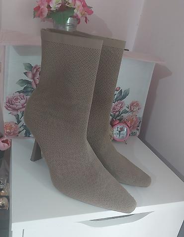 gleznjace na stiklu: Zara Elegantne čizme-čarape na štiklu - Model: sock — 2