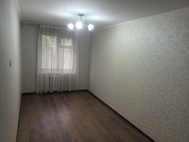 kladka pechej kaminov: 2 комнаты, 46 м², 104 серия, 3 этаж, Косметический ремонт