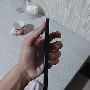 ipad 8 64: İPHONE 13 Ayfon 13 satılır.Ekranda çızıxlar var,və çatdağ,Korpusta — 7
