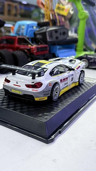 модели: Коллекционная модель BMW M6 GT3 на подставке. - Масштабная реплика — 3