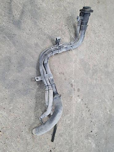 ULIVNA CEV REZERVOARA ZA HYUNDAI IX35 na lalafo.rs ULIVNA CEV REZERVOARA ZA HYUNDAI IX35