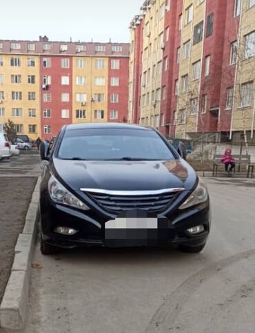 обменяю машину: Hyundai Sonata: 2010 г., 2 л, Автомат, Бензин, Седан