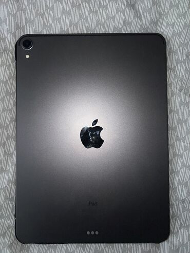 apple ipad 3: Планшет, Apple, память 64 ГБ, 10" - 11", Wi-Fi, Б/у, Игровой цвет - Серый