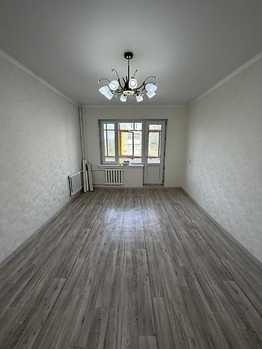 Продаю однокомнатную квартиру в Токмоке 3мкр дом 15 этаж 3 44кв метр at lalafo.kg Продаю однокомнатную квартиру в Токмоке 3мкр дом 15 этаж 3 44кв метр