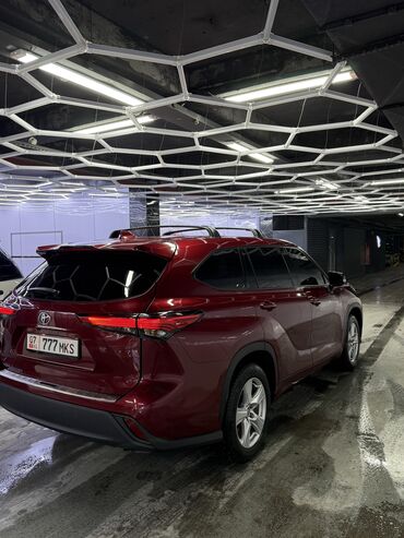 Toyota: Toyota Highlander: 2021 г., 3.5 л, Автомат, Бензин, Кроссовер — 4