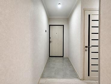 комната снимат: 1 комната, 32 м², 6 мкр 104 серия, 1 этаж, Евроремонт — 9