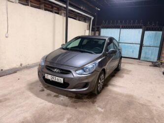 бакавой зеркало: Hyundai Solaris: 2012 г., 1.6 л, Автомат, Бензин, Седан
