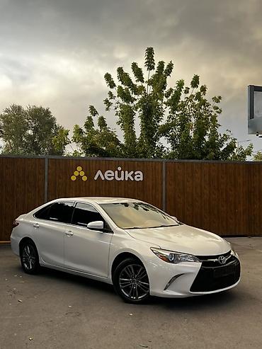 арзан машина срочна: Toyota Camry: 2017 г. — 3
