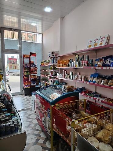 Kommersiya daşınmaz əmlakının satışı: Boş 45-50 arası Dolu mallar faktura qiyməti ilə. Kassa sistemi və — 6