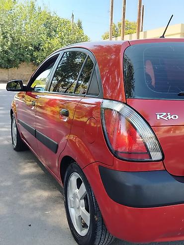 тойота приус 20: Kia Rio: 1.4 л | 2005 г. Седан — 9