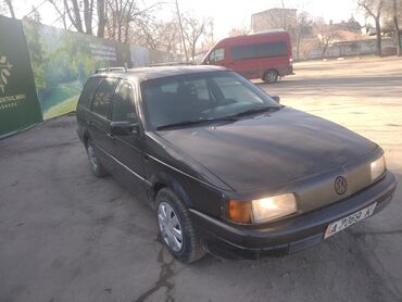 Volkswagen: Volkswagen Passat: 1989 г., 1.8 л, Механика, Бензин, Универсал