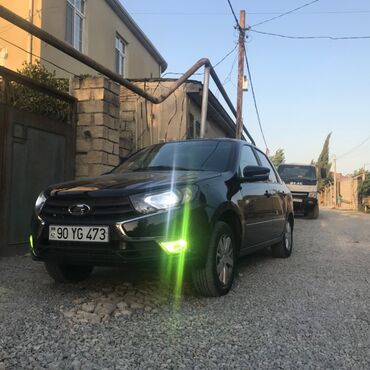 ваза для фруктов богемия: VAZ (LADA) Granta: 1.6 l | 2024 il 27000 km Sedan