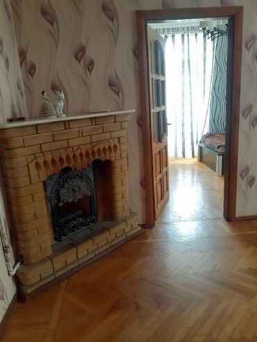 квартира берилет кызыл аскерден: Баку, 2 комнаты, Вторичка, 50 м²
