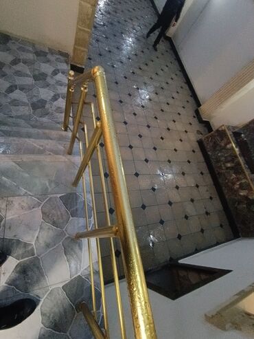 Həyət evləri və villaların satışı: 4 otaqlı, 200 kv. m, Kredit yoxdur, Yeni təmirli -da lalafo.az — 2 Həyət evləri və villaların satışı: 4 otaqlı, 200 kv. m, Kredit yoxdur, Yeni təmirli — 2