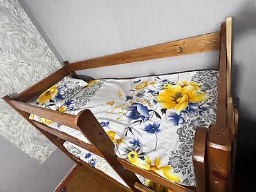 Двухъярусные кровати: Деревянная двухъярусная кровать - Материал: массив дерева — 4