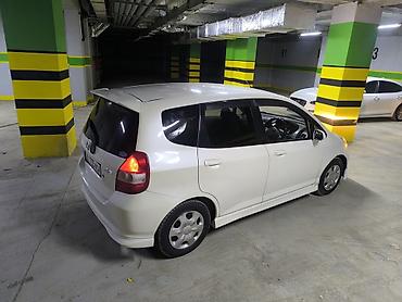 Honda: Honda Fit: 2002 г., 1.3 л, Вариатор, Бензин — 15