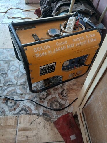 Drellər: BEILUN benzin generatoru - Model: 5500 (etiketdə) - Mənşə: Made in