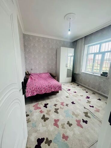 Yeni tikili: 4 otaqlı tam təmirli mənzil – geniş və işıqlı - Plan: 1 səviyyəli, 3 — 4