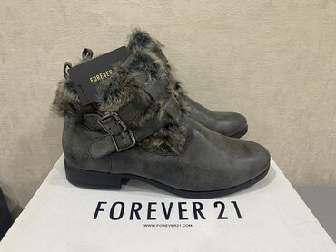 обувь 44: Ботинки и ботильоны Forever 21, 38