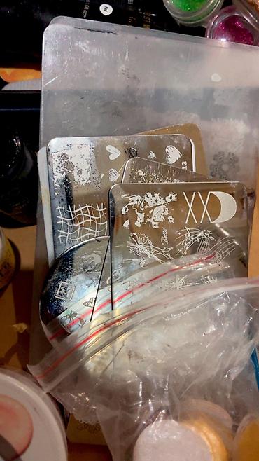 Другое оборудование для салонов красоты: Все для маникюра — 9