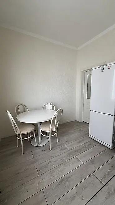 75: 2 комнаты, 75 м², Восток-5 мкр 2 этаж — 2