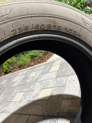 оси кж: Шины 235 / 60 / R 18, Лето, Б/у, Внедорожные (АТ/МТ), Kumho — 1