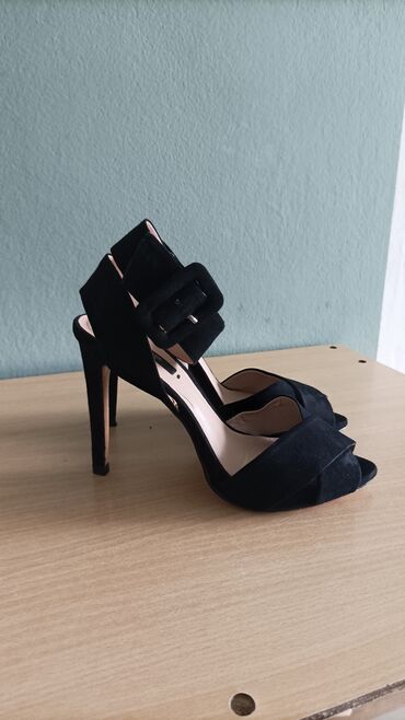 Sandale i japanke: Zara sandale vel 38 crne stikla 10cm