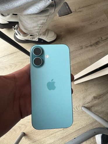 Apple iPhone: IPhone 16, Göy, Face ID