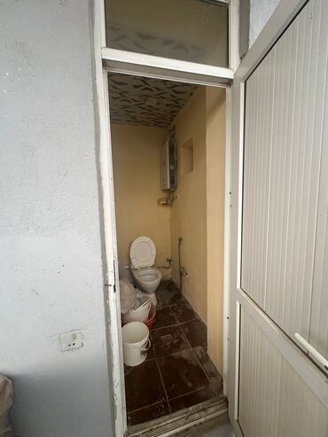 Həyət evləri və villaların satışı: Kürdəxanı qəs. 3 otaqlı, 200 kv. m, Orta təmir — 9