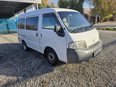 правый руль: Mazda BONGO: 2001 г., 2.2 л, Механика, Дизель, Фургон