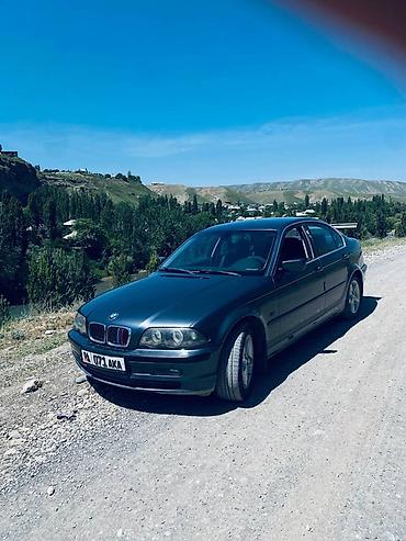 kaiyi e5: BMW 3 series: 2000 г., Седан — 1
