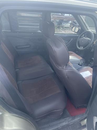 сокулук арал: Daewoo Nexia: 2008 г., Кол менен иштөөчү, Бензин, Седан — 4