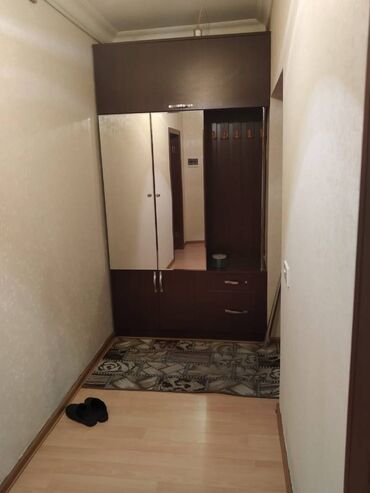 Uzunmüddətli kirayə mənzillər: Nəsimi rayonu,4 mkrdairəsi,5 mərtəbnin,1-ci mərtəbəsində,3 — 4