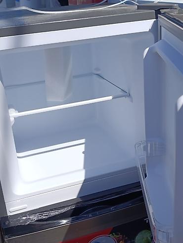 mini refrigerator: Холодильник Новый, Двухкамерный, De frost (капельный), 150 * — 2