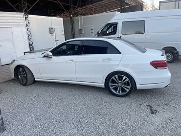 Mercedes-Benz: Mercedes-Benz E-Class: 2015 г., 3.5 л, Автомат, Бензин, Седан