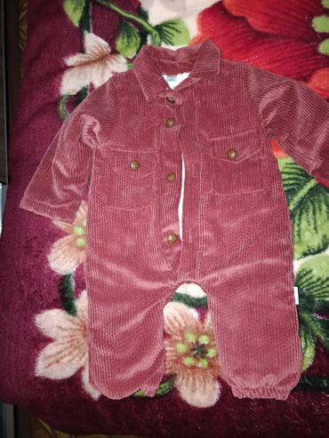 детский стол для кормления: Комбинезон, Унисекс, 9 - 12 мес. at lalafo.az детский стол для кормления: Комбинезон, Унисекс, 9 - 12 мес.