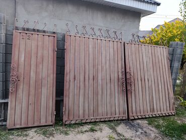 качели для дачи: Ачылма дарбазалар Болоттуу, Колдонулган