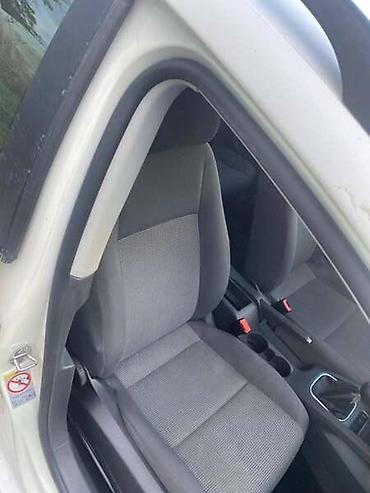 manuel auto: SEDISTA ZA VOLKSWAGEN GOLF 5 OD 2005. DO 2009. GOD. | Polovni Delovi — 1