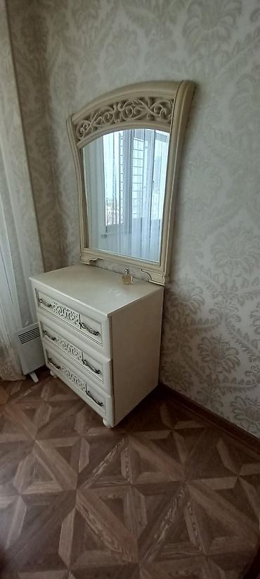 ковры на стену: Срочно!Двуспальная кровать с изящным резным изголовьем + комплект — 5