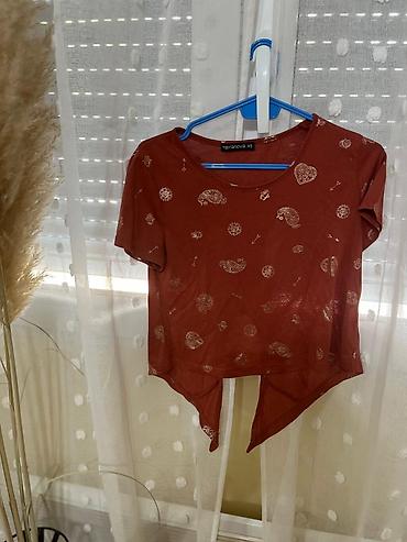 smart sat muski: Krop top majica,bez ostecenja, XS velicina, moze i za manji S! — 1