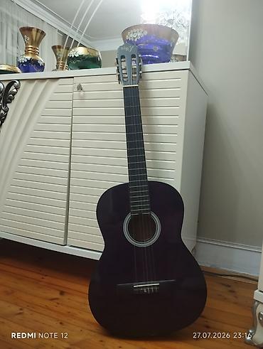 akustik gitara: Klassik gitara, Yeni, Ünvandan götürmə — 1