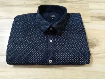 Košulje: 1. Armani kosulja dugih rukava ( sirina ispod pazuha 60-61 cm duzina — 6
