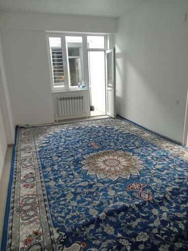 Долгосрочная аренда квартир: 3 комнаты, С мебелью частично — 2