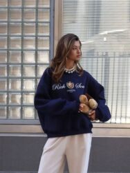 Другая женская одежда: Новая одежда по акции❗️❗️❗️ девочки🥹 скоро зима, уже снег! я — 13