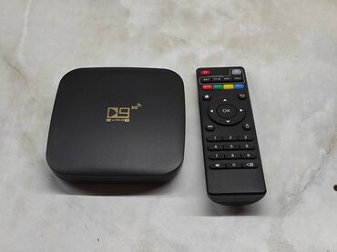 Aksesoari za TV i video: Android TV Box D9 5G – 4K Ultra HD Komplet uključuje: - TV Box D9 — 2