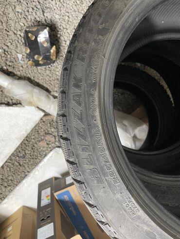 купить набор ключей force: Шины 225 / 45 / R 18, Зима, Б/у, Комплект, Япония, Bridgestone at lalafo.kg купить набор ключей force: Шины 225 / 45 / R 18, Зима, Б/у, Комплект, Япония, Bridgestone