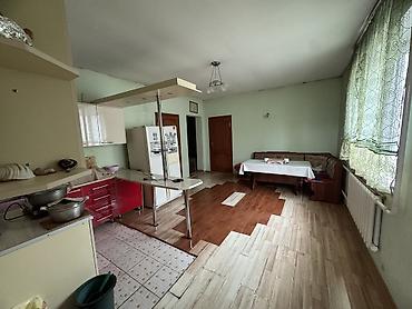Продажа коттеджей и домов: Продается дом 
Район Арча бешик 
6 соток 17/35 — 4