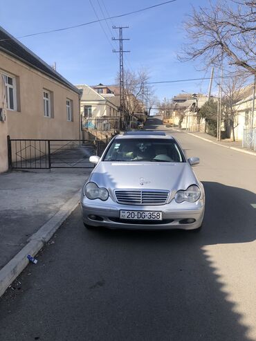 07 masin sekilleri: Mercedes-Benz C 200: 2 l | 2000 il Sedan